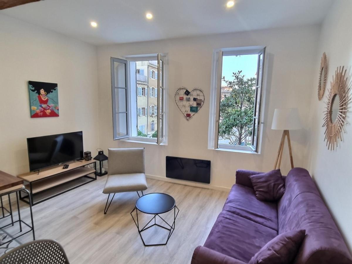 Appartement T2 40M2 Renove Au Coeur Du Panier Vieux Port Marseille Exterior photo